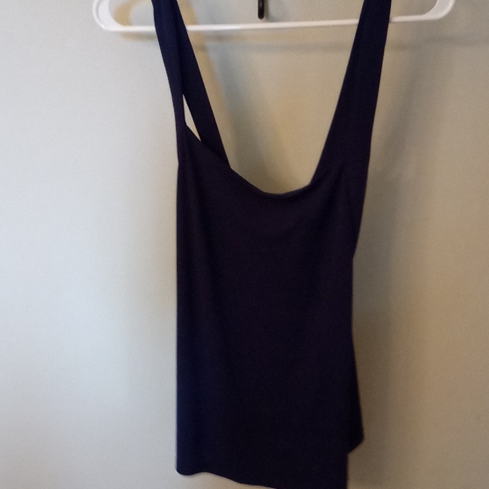 Halter/ tank